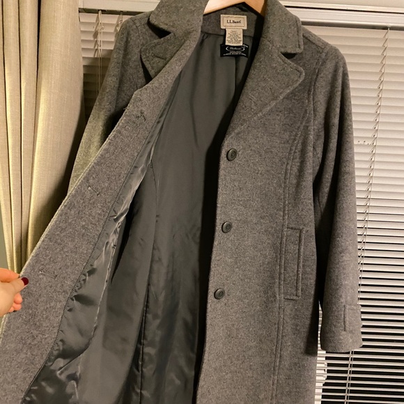LL Bean Grey Wool Coat Size 10 - Picture 7 of 10